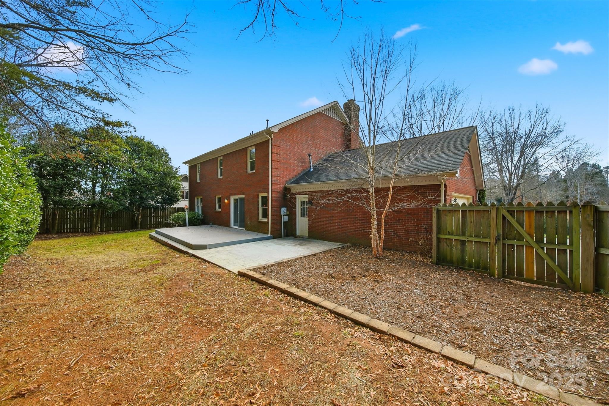 147 35th Avenue Northeast Hickory, NC 28601 - Photo 39 of 43 a house view with a backyard space