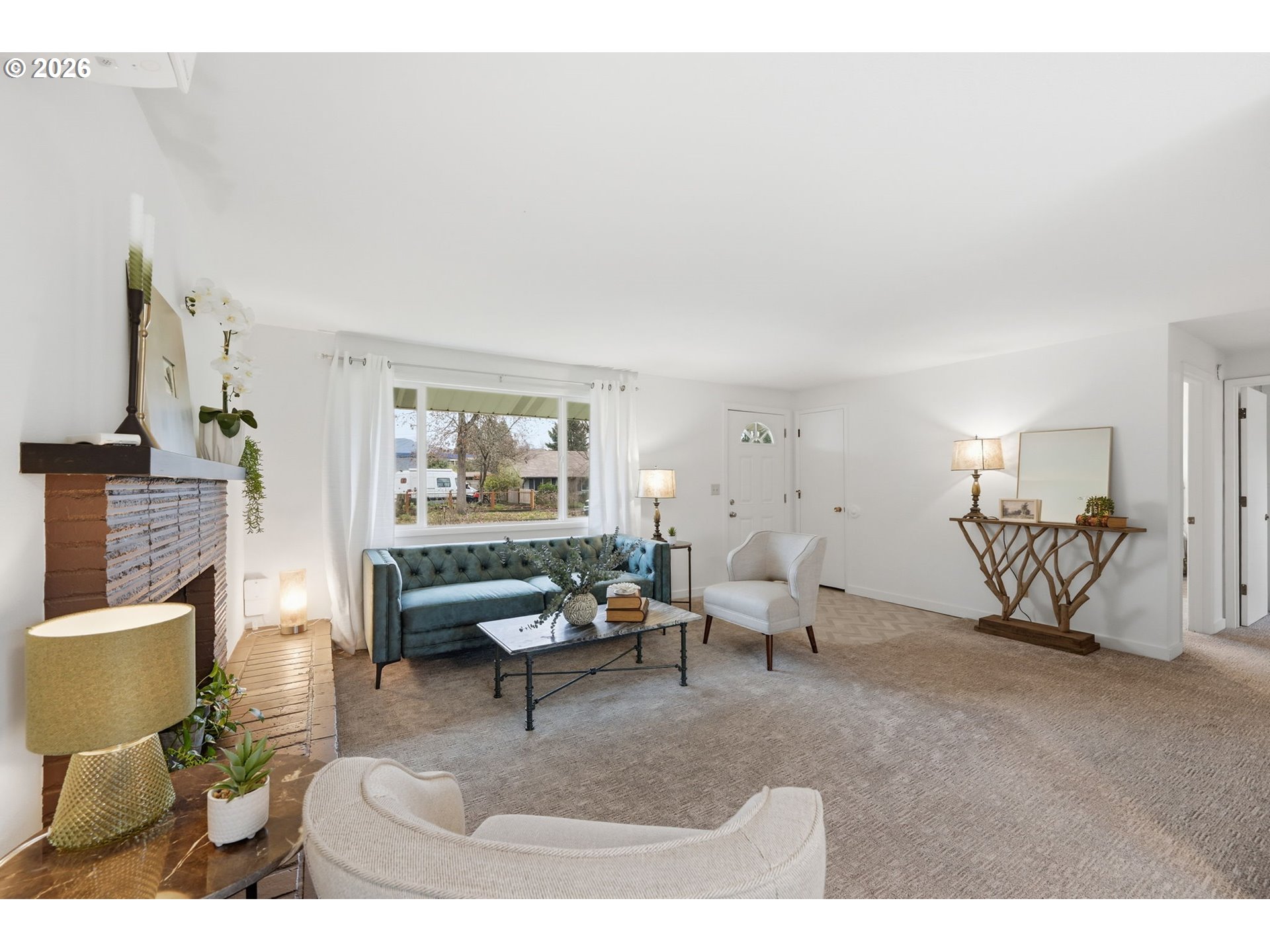 1263 F Street Springfield, OR 97477 - Photo 4 of 36