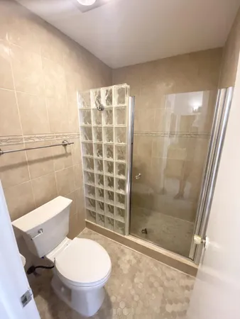 $1,750 | 2480 Juniper Drive, Unit 204, Delray Beach, FL 33445