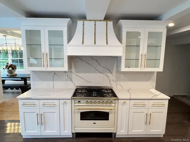 $19,500 | 87 Wheatley Road, Old Westbury, NY 11568