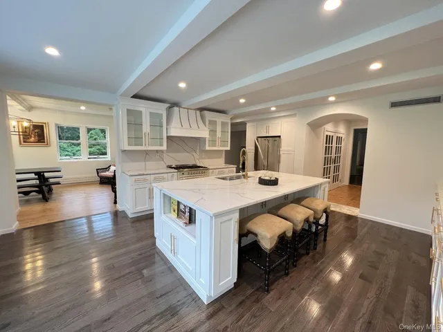 $19,500 | 87 Wheatley Road, Old Westbury, NY 11568