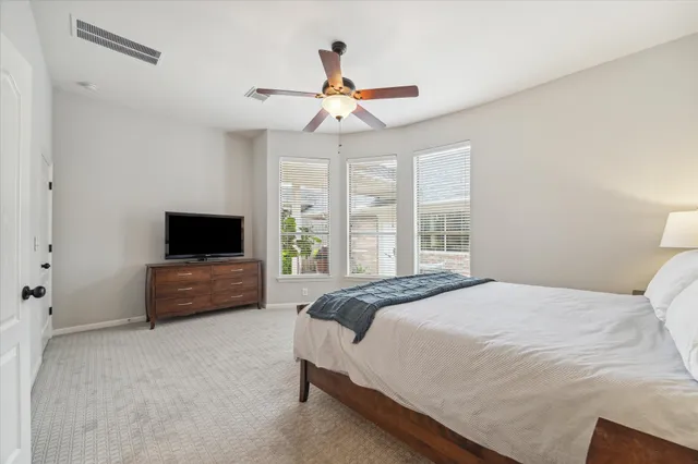 $2,750 | 3310 Spring Landing Lane, Pearland, TX 77584