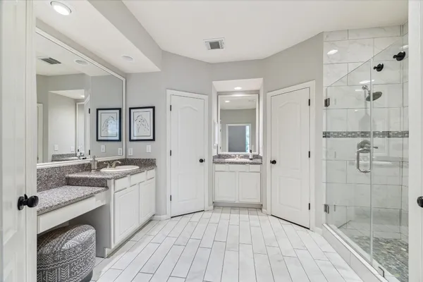 $2,699 | 3310 Spring Landing Lane, Pearland, TX 77584