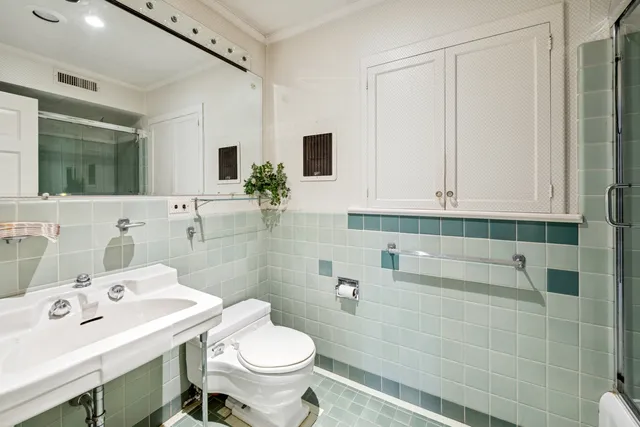 $536,000 | 787 East Golf Road, Des Plaines, IL 60016