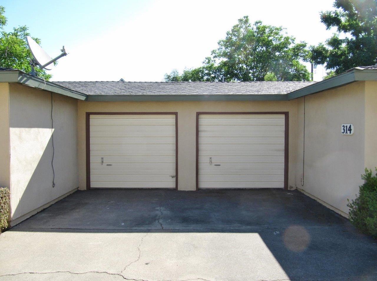 415 4th Street Winters, CA 95694 - Photo 4 of 40 Duplexes each have their own 1car garage