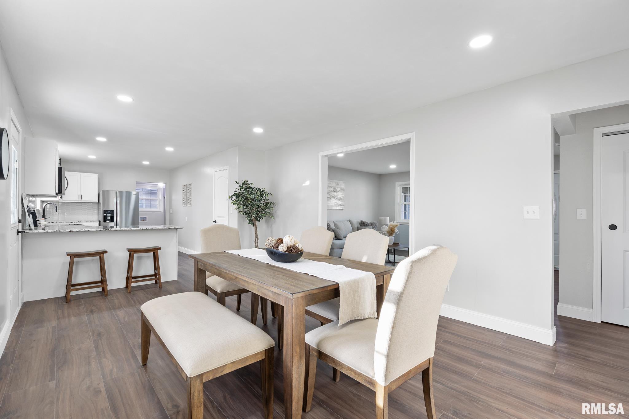 916 East Jackson Street Morton, IL 61550 - Photo 13 of 31