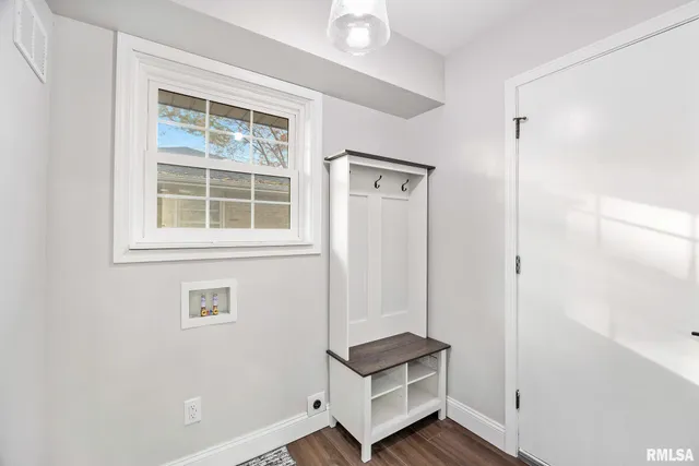 $289,900 | 916 East Jackson Street, Morton, IL 61550