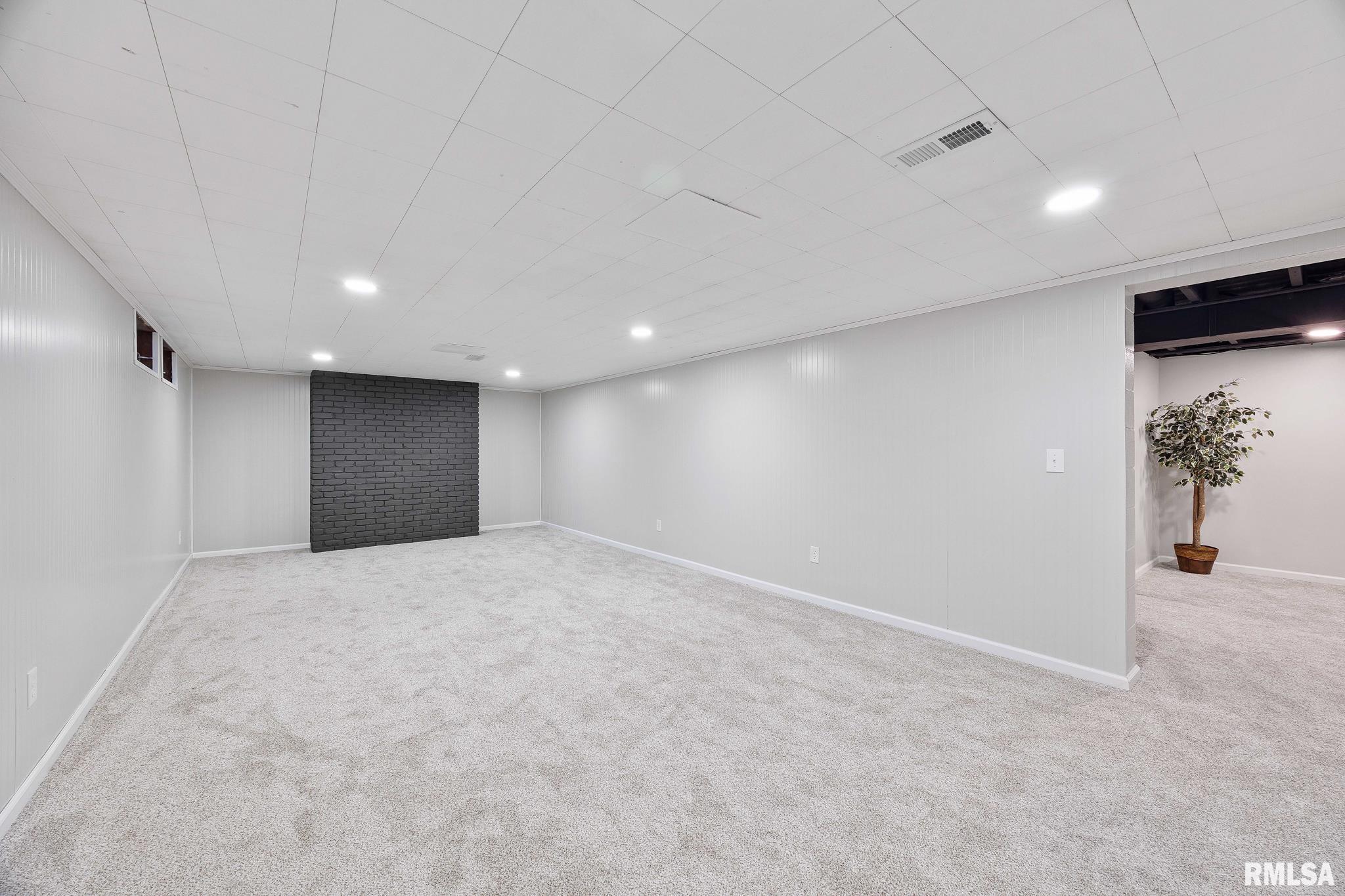 916 East Jackson Street Morton, IL 61550 - Photo 27 of 31