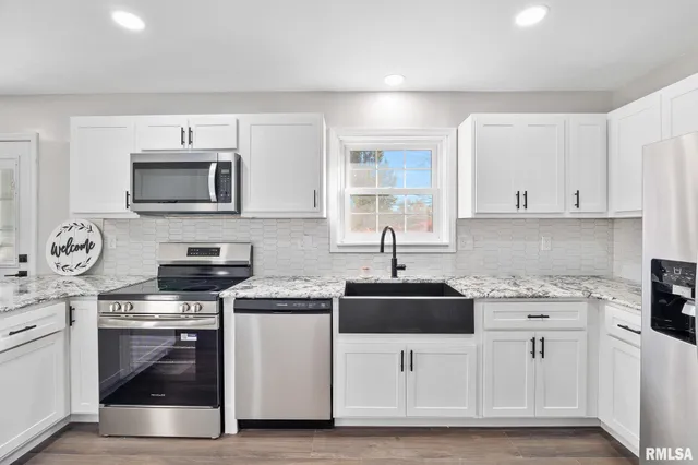 $289,900 | 916 East Jackson Street, Morton, IL 61550