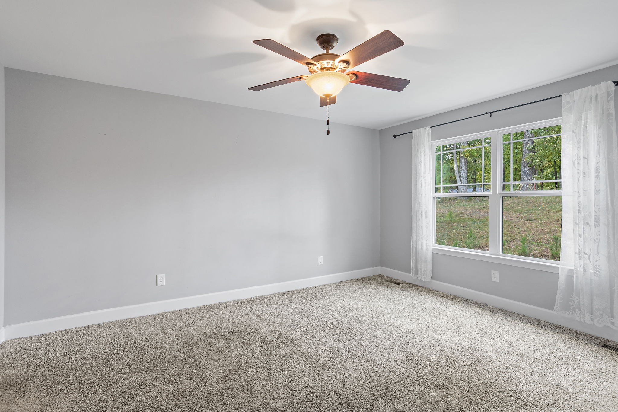 638 Hillview Road North Dickson, TN 37055 - Photo 22 of 39 Gallery Image 22