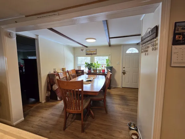 $379,000 | 19 West Stearns Avenue, Hooksett, NH 03106