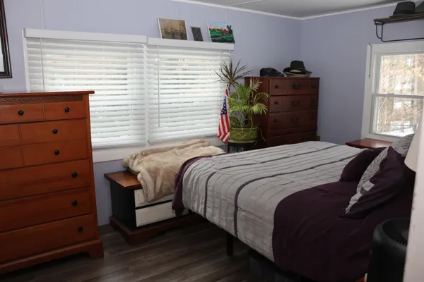 $379,000 | 19 West Stearns Avenue, Hooksett, NH 03106