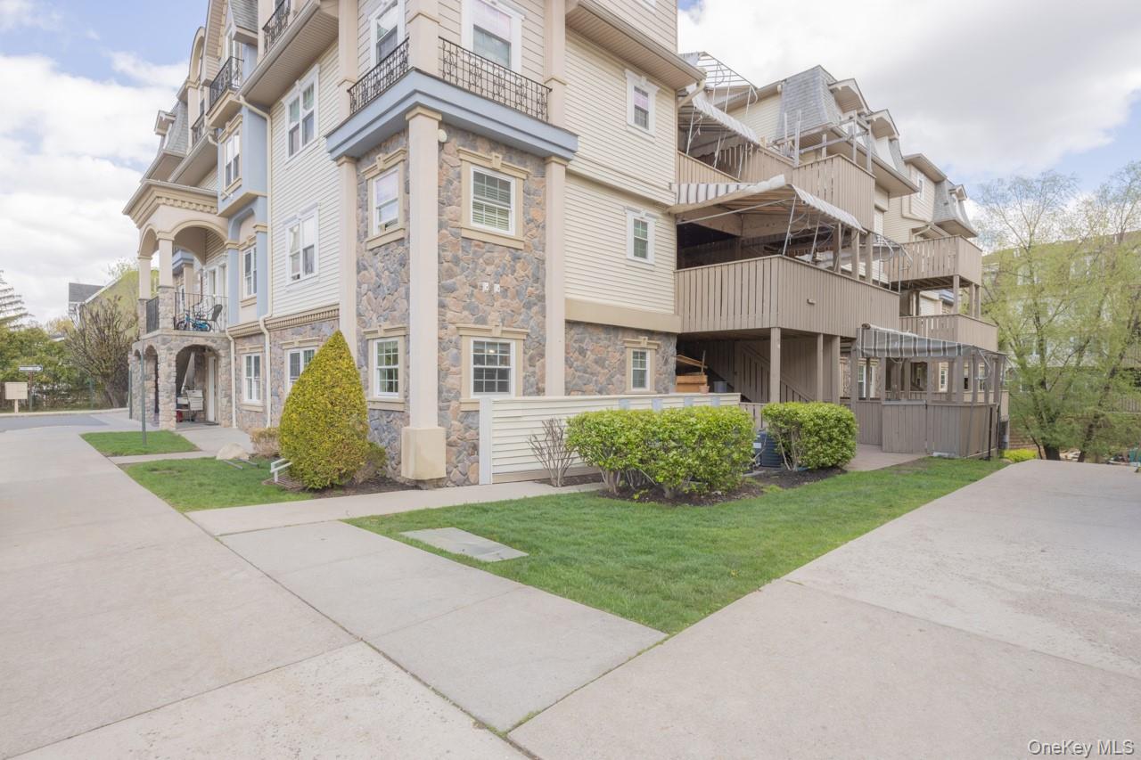 7 Elm Street, Unit 112 Spring Valley, NY 10977 - Photo 6 of 8