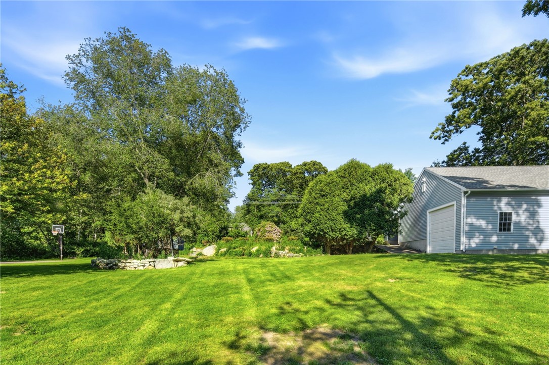 655 Saugatucket Road South Kingstown, RI 02879 - Photo 46 of 50