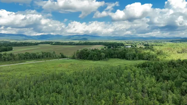 $114,900 | 7 Raven Lane, Fryeburg, ME 04037