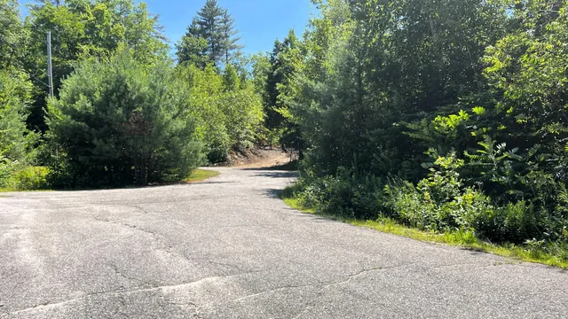 $114,900 | 7 Raven Lane, Fryeburg, ME 04037