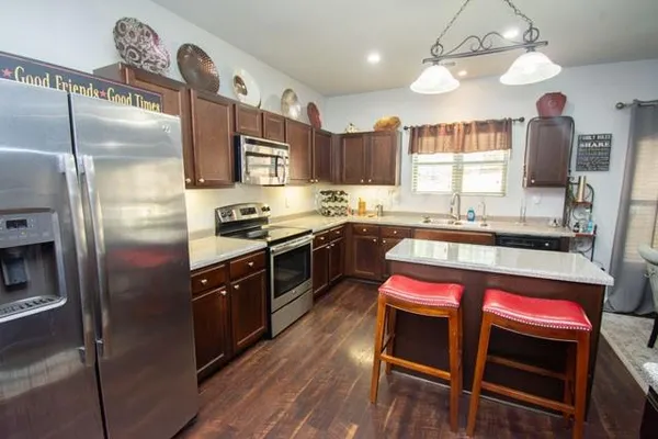 $320,000 | 1090 Lehavre Court, Hampton, GA 30228