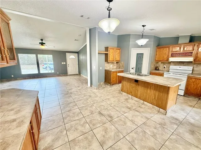 $150,000 | 3745 Old Marksville Highway, Pineville, LA 71360