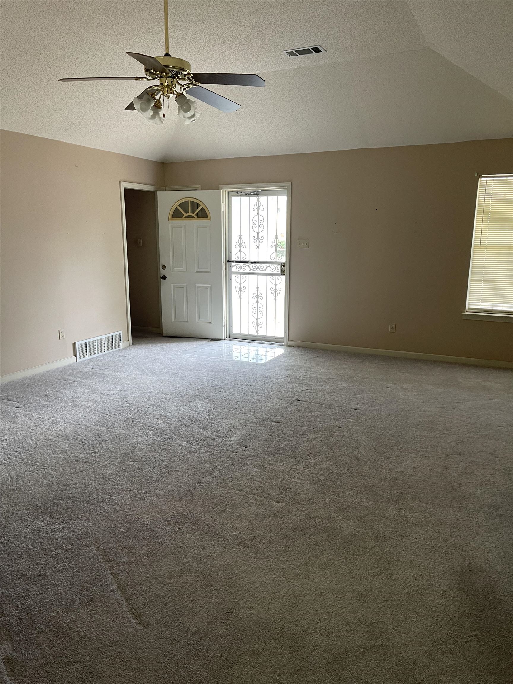 4744 Crestfield Road Millington, TN 38053 - Photo 4 of 9 Gallery Image 4