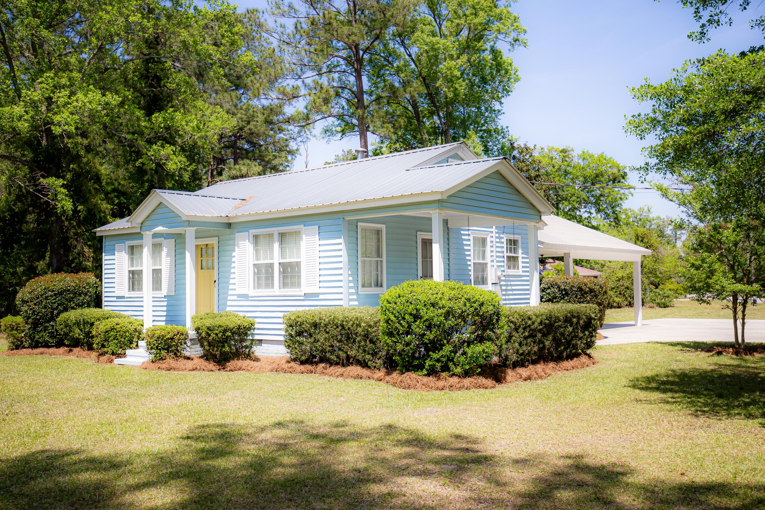 30 Oak Street Bamberg, SC 29003 - Photo 1 of 20