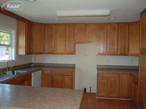6353 East Pierson Road Flint, MI 48506 - Photo 9 of 27 20376473-8.JPG