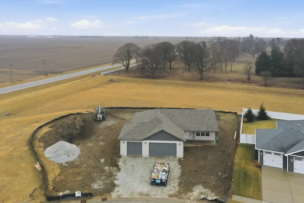 $399,900 | 477 Emma Drive, Manteno, IL 60950