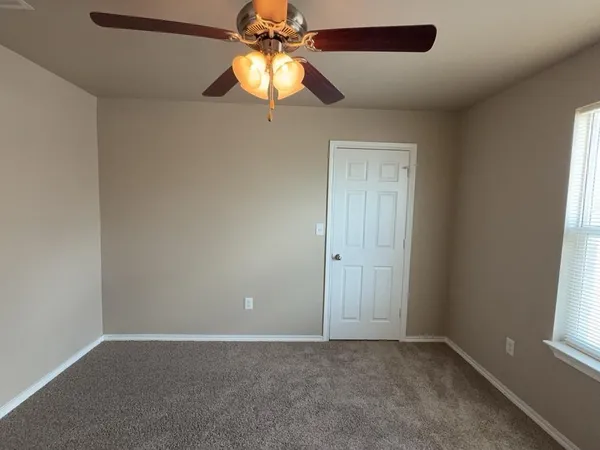 $1,725 | 704 East College Avenue, Princeton, TX 75407