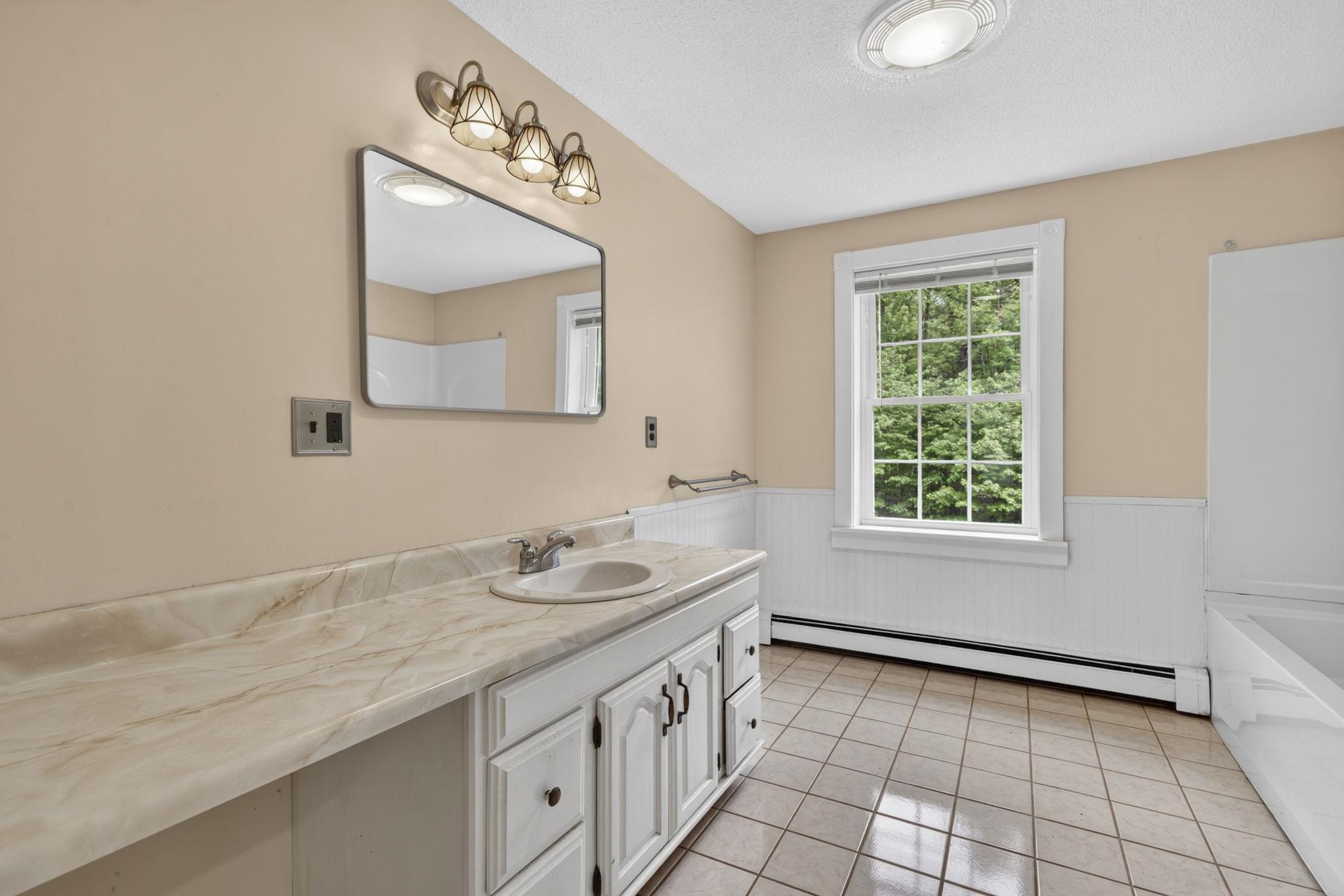 141 Mitchell Road Nottingham, NH 03290 - Photo 32 of 59