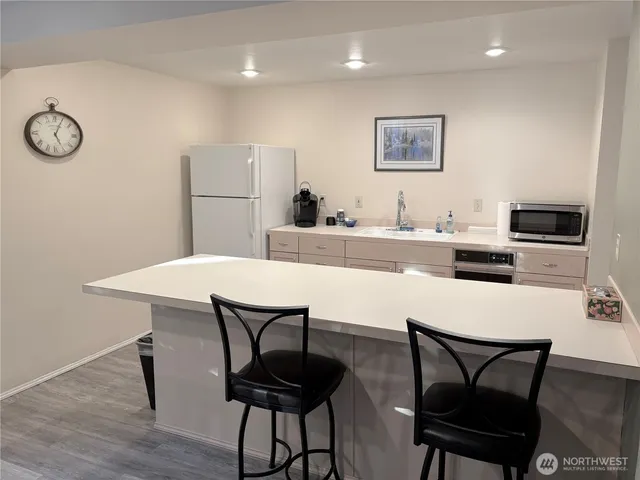 $528,888 | 250 Northwest Dogwood Street, Unit C201, Issaquah, WA 98027