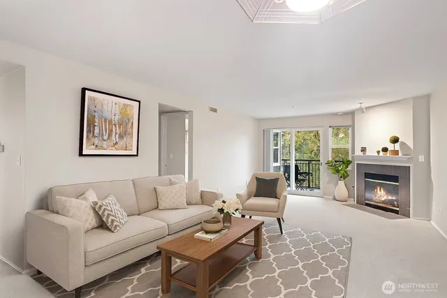 $528,888 | 250 Northwest Dogwood Street, Unit C201, Issaquah, WA 98027