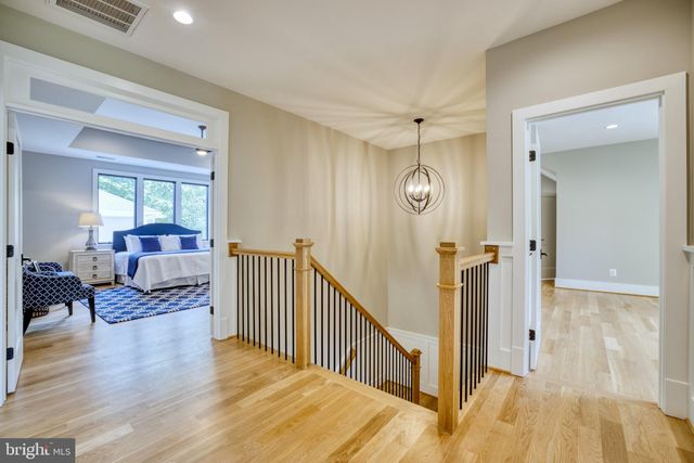 $2,549,000 | 6601 31st Street North, Arlington, VA 22213
