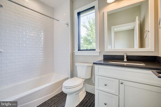 $2,549,000 | 6601 31st Street North, Arlington, VA 22213