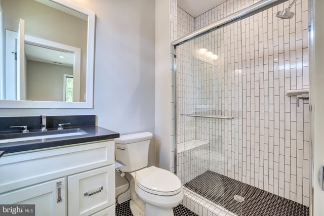 $2,549,000 | 6601 31st Street North, Arlington, VA 22213