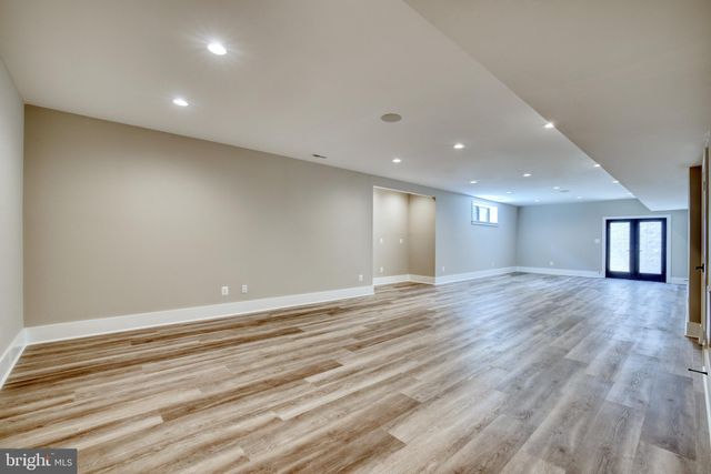 $2,549,000 | 6601 31st Street North, Arlington, VA 22213