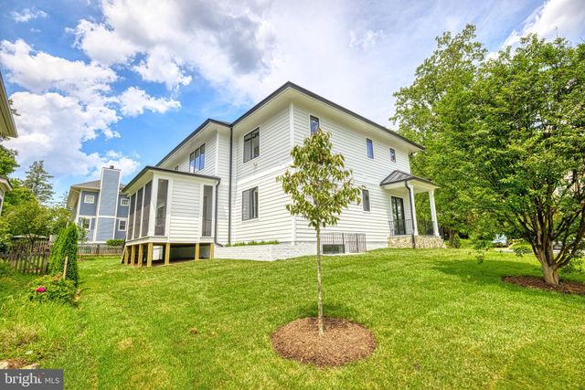 $2,549,000 | 6601 31st Street North, Arlington, VA 22213