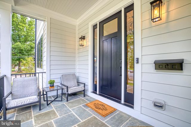 $2,549,000 | 6601 31st Street North, Arlington, VA 22213