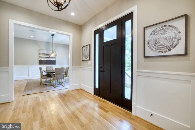 $2,549,000 | 6601 31st Street North, Arlington, VA 22213
