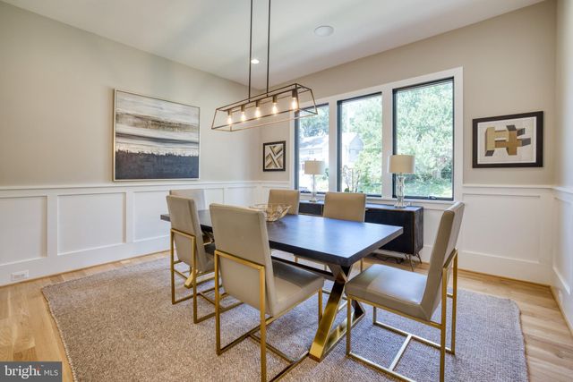 $2,549,000 | 6601 31st Street North, Arlington, VA 22213