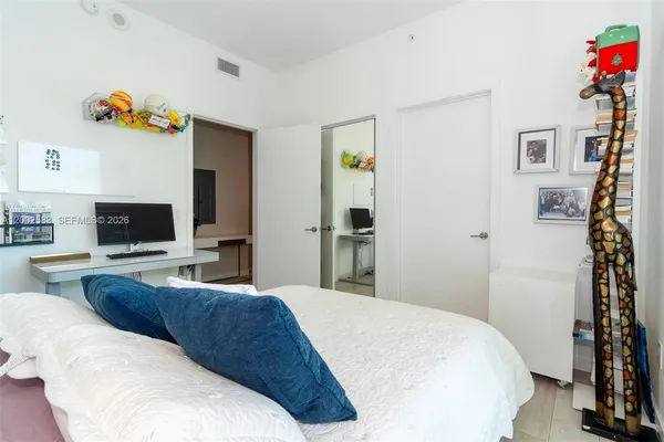 $1,395,000 | 480 Northeast 31st Street, Unit 3007, Miami, FL 33137