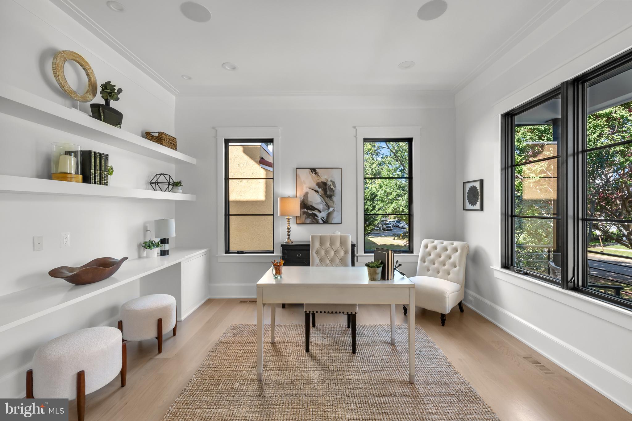 3108 Key Boulevard Arlington, VA 22201 - Photo 10 of 44 a living room with furniture and a large window