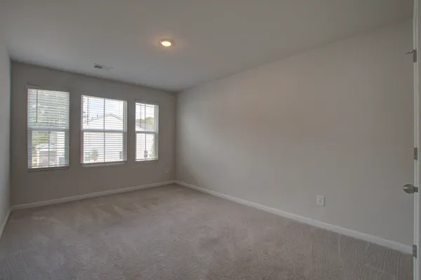$2,250 | 4105 Quincy Adams Lane, North Charleston, SC 29418