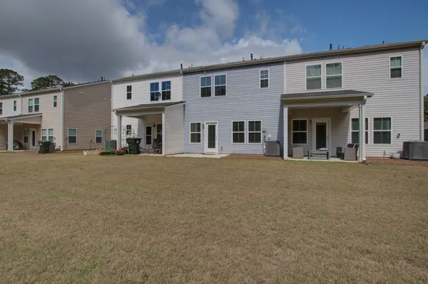 $2,250 | 4105 Quincy Adams Lane, North Charleston, SC 29418