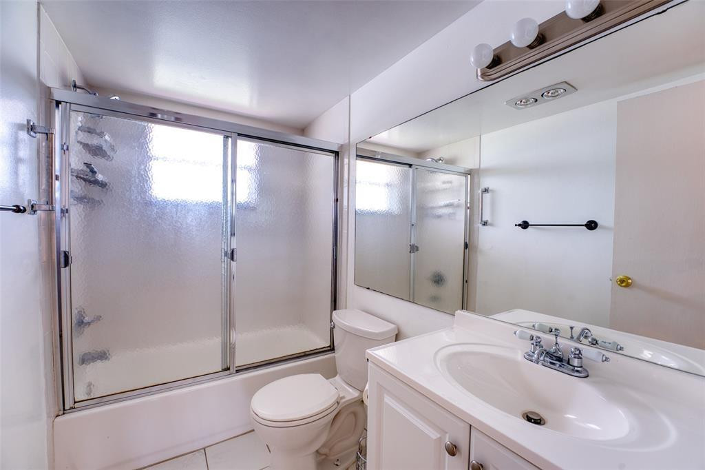 4700 Washington Street, Unit 105 Hollywood, FL 33021 - Photo 11 of 17 Photo 11