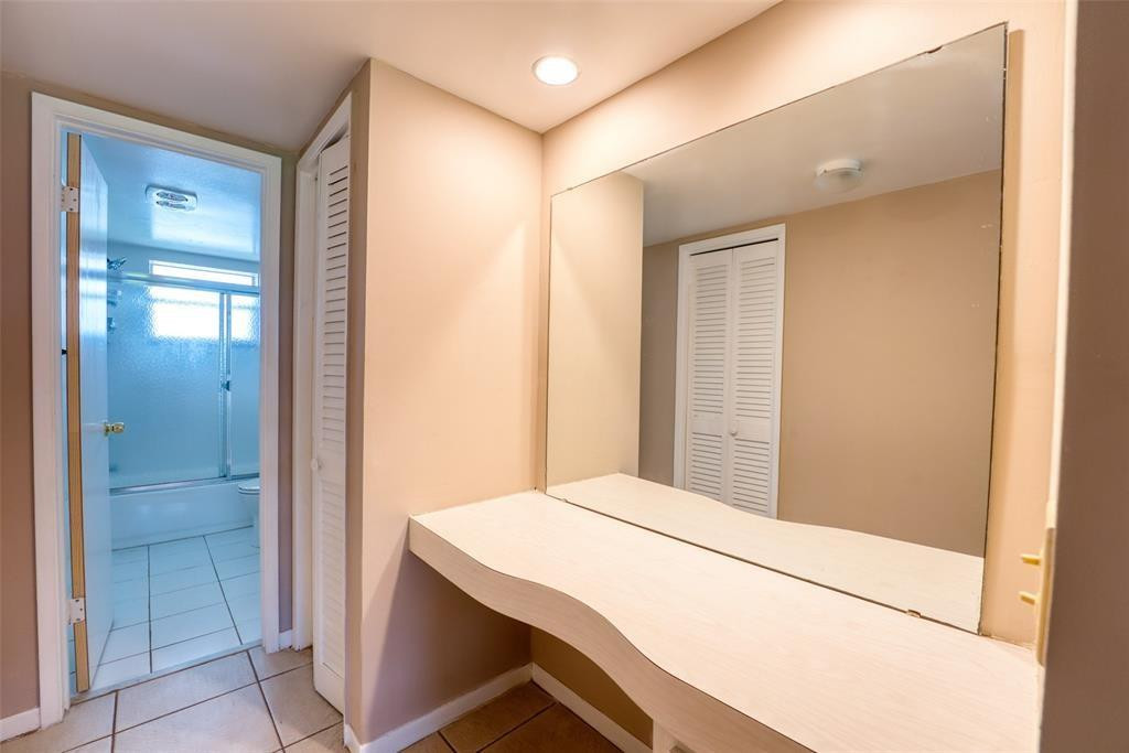 4700 Washington Street, Unit 105 Hollywood, FL 33021 - Photo 9 of 17 Photo 9