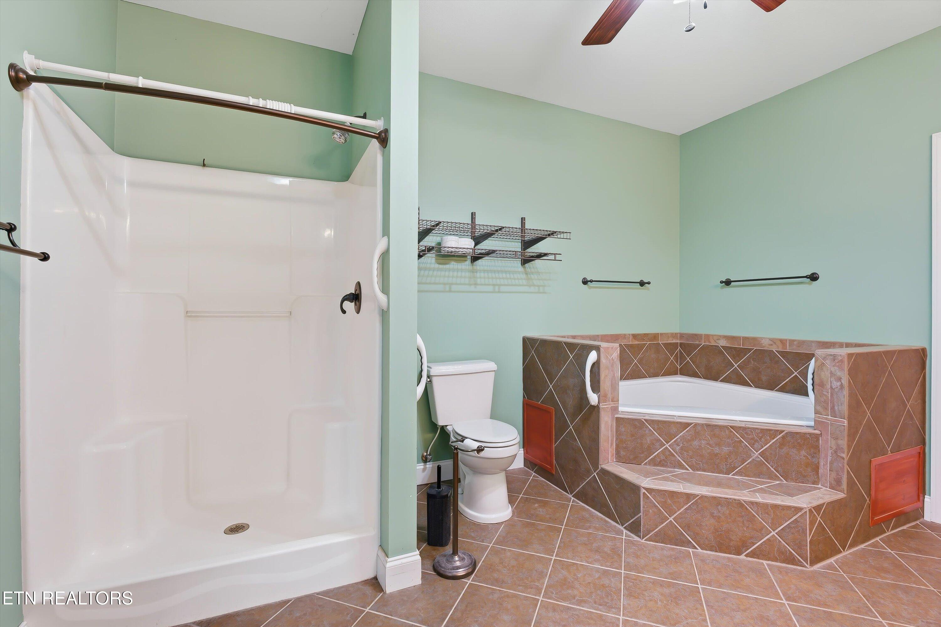 304 Amy Trail Spring City, TN 37381 - Photo 23 of 35 28-304 Amy Trail-31