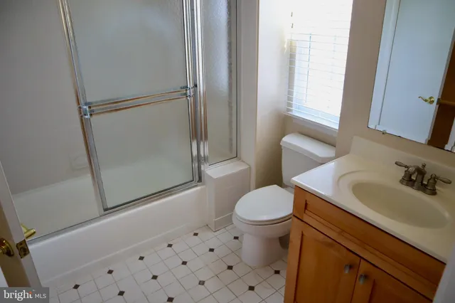 $2,600 | 19 Ohara Court, Olney, MD 20832