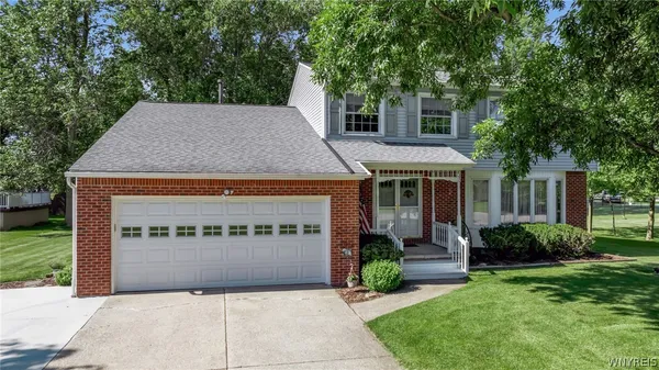 $439,900 | 8340 West Point Drive, Clarence, NY 14051