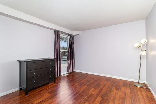 $134,900 | 6423 Colony Way, Unit 1J, Edina, MN 55435