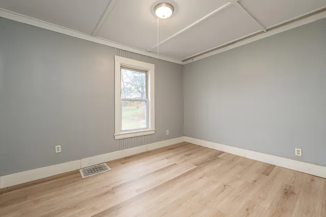 $165,000 | 129 Washington Street, Rumford, ME 04276