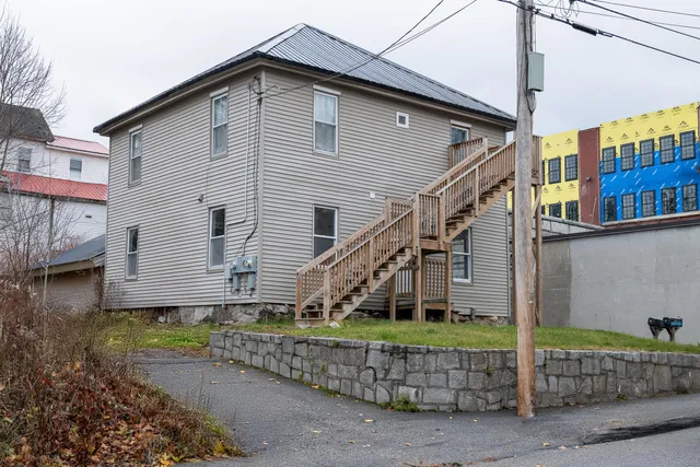 $165,000 | 129 Washington Street, Rumford, ME 04276